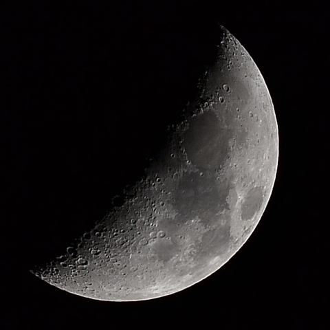 お月さん　2012.4.28