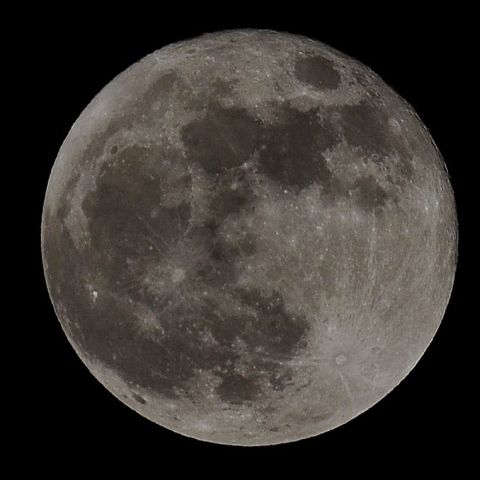 お月さん　2012.5.6