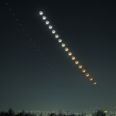 沈む三日月と木星