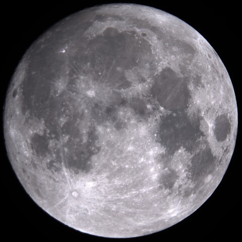 中秋の名月（月齢14）