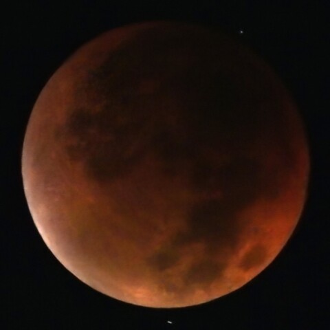 09/08の月（皆既月食）
