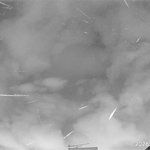08/12-08/13のペルセウス座流星群