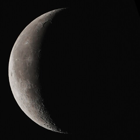 10/06の月