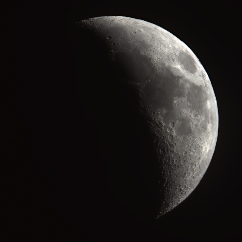 9/2の月（月齢6）