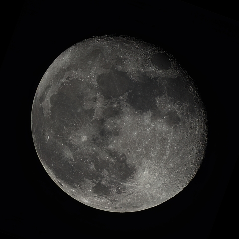 9/12夕方の月（月齢16）