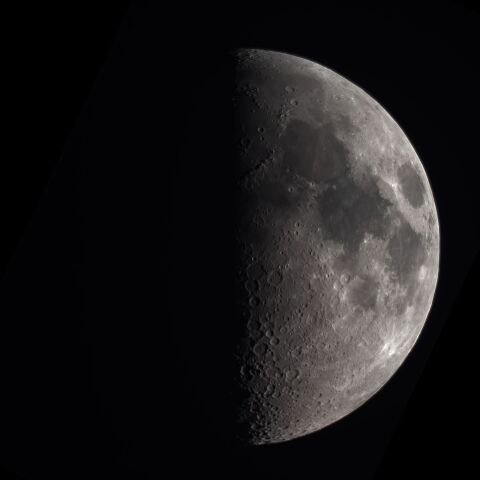 6/26の月（月齢８）