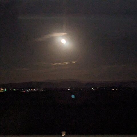 中秋の名月 from 上越新幹線