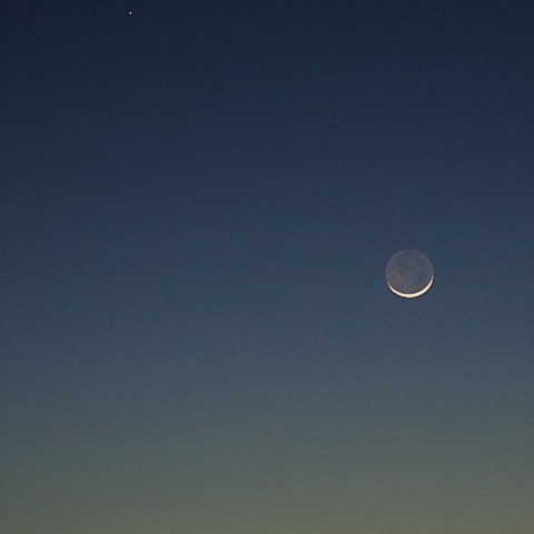 沈み行く地球照