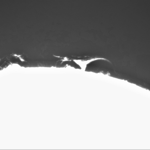 2月9日の太陽②（西縁　９０度左回転）