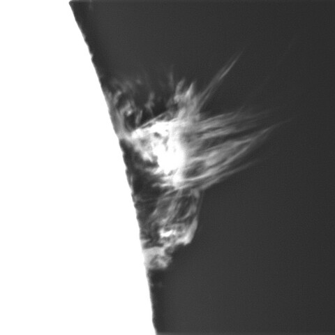 4月14日の太陽①（プロミネンス噴出）