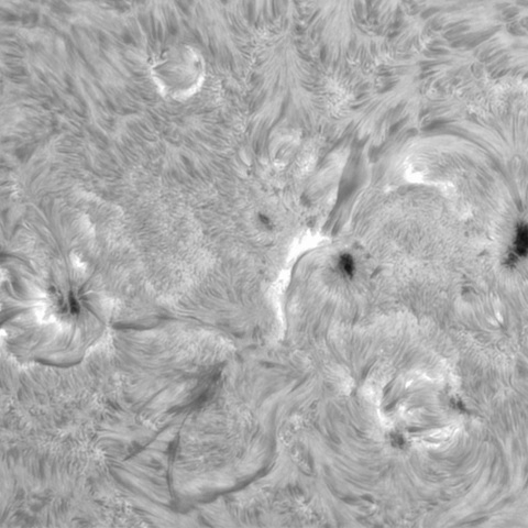 8月4日の太陽①（3777，3774）