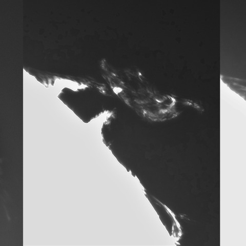 4月24日の太陽①(プロミネンス噴出 北西縁 ）