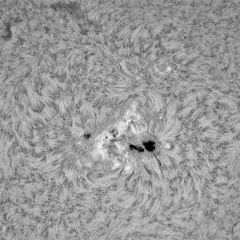 5月5日の太陽①(4081，4079)