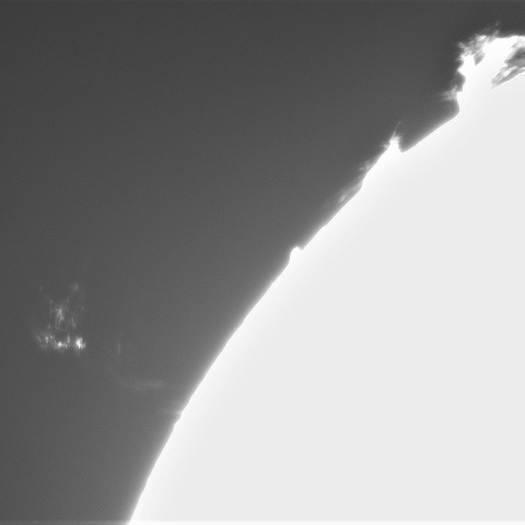 8月5日の太陽①（小プロミネン噴出 ）