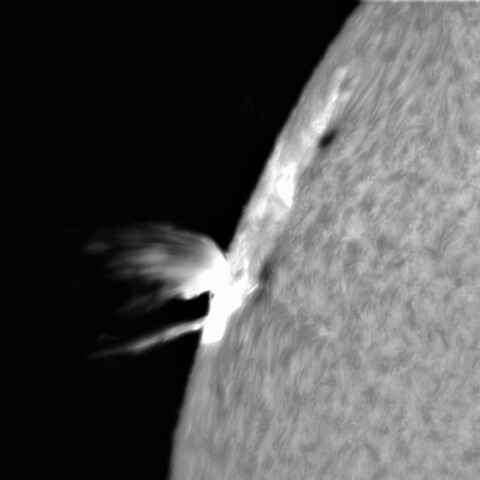 4月17日の太陽③（2993，2994フレア）