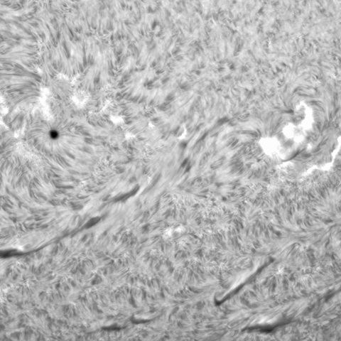 8月11日の太陽②（3074，3077フレア，3071）