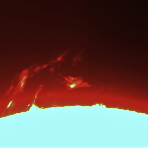 11月21日の太陽➀（プロミネンス　北端）