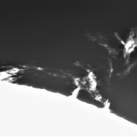 1月８日の太陽➂（プロミネンス　北端部）