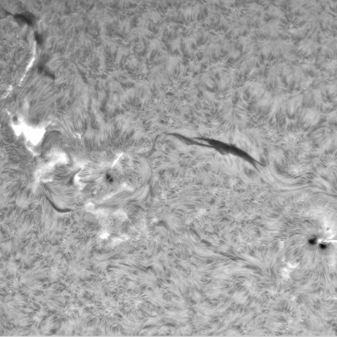 9月10日の太陽①（3425 C4.7フレア，3423）