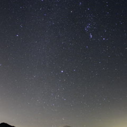 逆さ富士と皆既月食