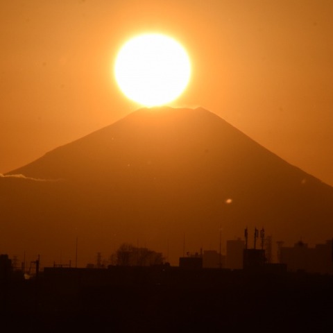 ダイヤモンド富士その1　太陽外縁山頂接触　2024/01/14