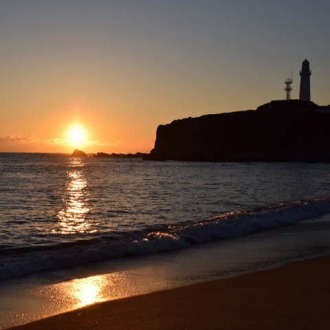 犬吠埼灯台と初日の出