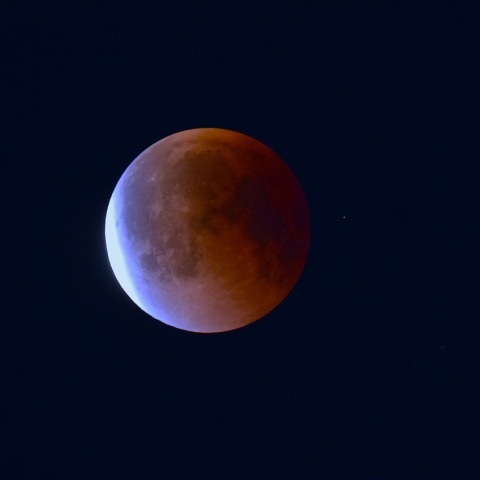 皆既月食2025/9/8 皆既終了後のターコイズフリンジ