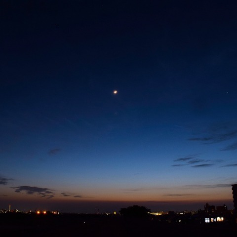 夕空での月と金星・木星の接近 2026/5/19