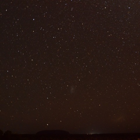ウルルと大小マゼラン雲