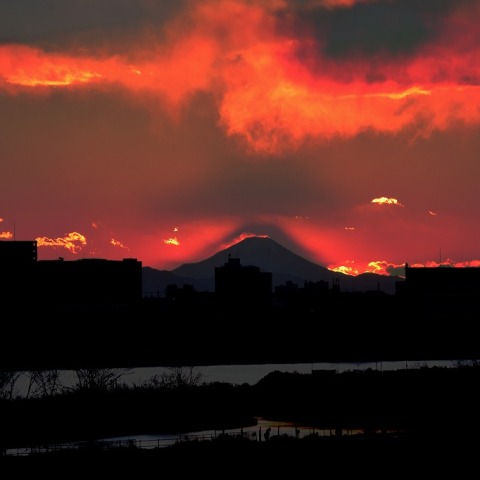三重富士？（ダイヤモンド富士の後の現象）