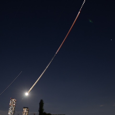 皆既月食 2022/11/8（連続写真）