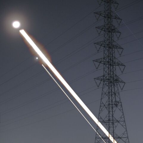 月と金星の光跡