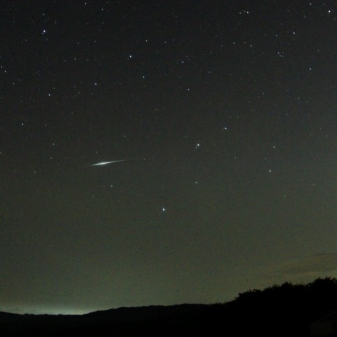 しし座とイリジウムフレア