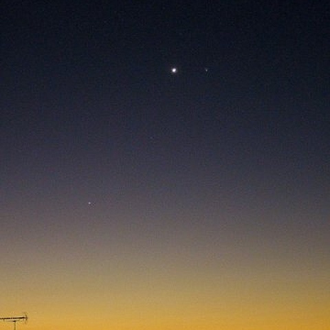 明け方の水星と金星