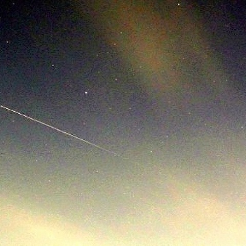 ISS, 地球の影に入る