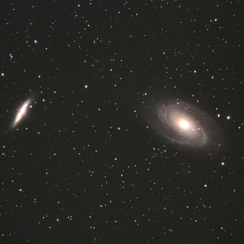 M81,82