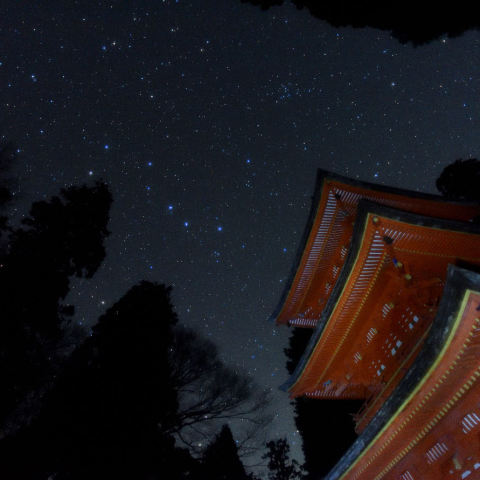 三重塔から北斗七星を