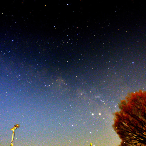 3月夜明け前夏の天の川