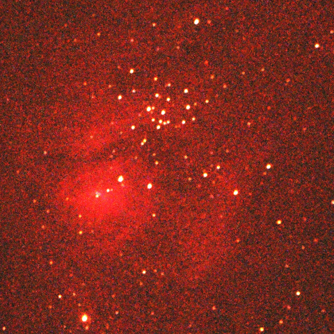 いて座散光星雲M8