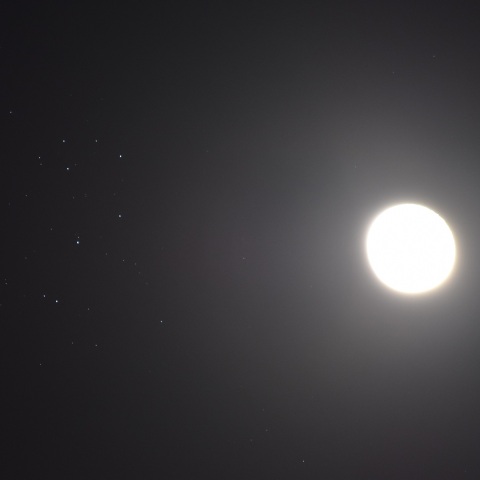 月とM45 (2023/10/30)