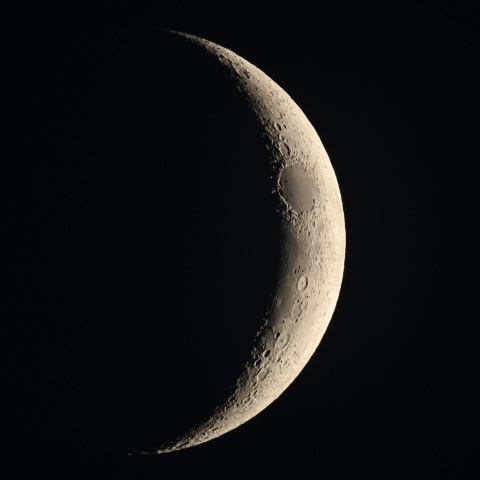 月 (2026/06/18)