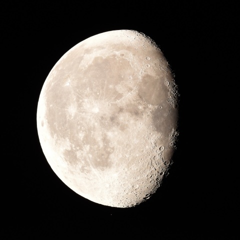 月とアルデバランの接近