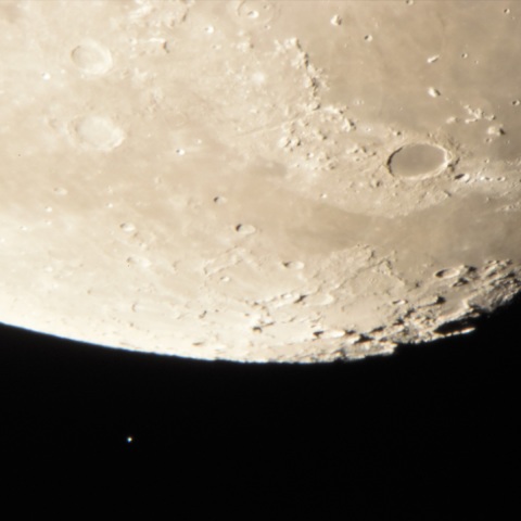 いて座μと月の接近