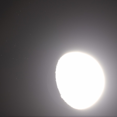 月とプレセペ星団の接近