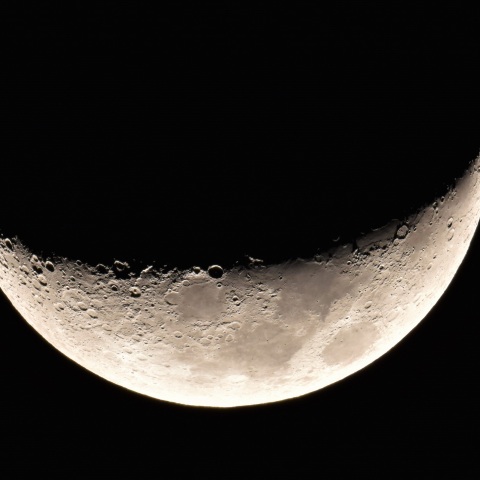 夕空の月 (2022/05/06)