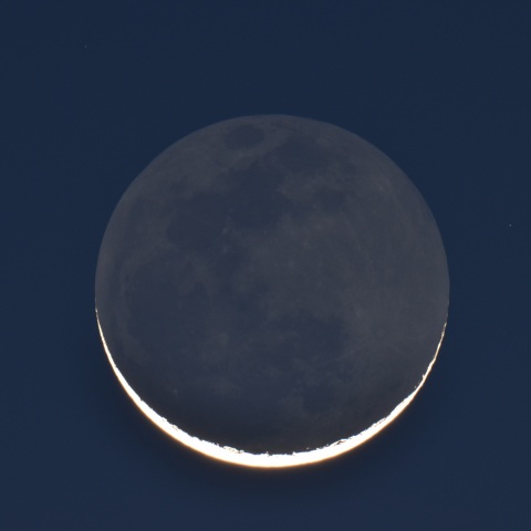 明け方の月 (2023/10/13)