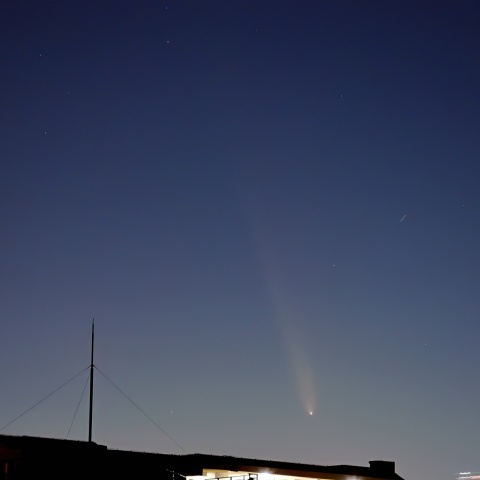 街中で彗星の尾が見えたあー！！