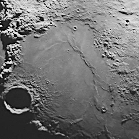 “こより”のような連峰