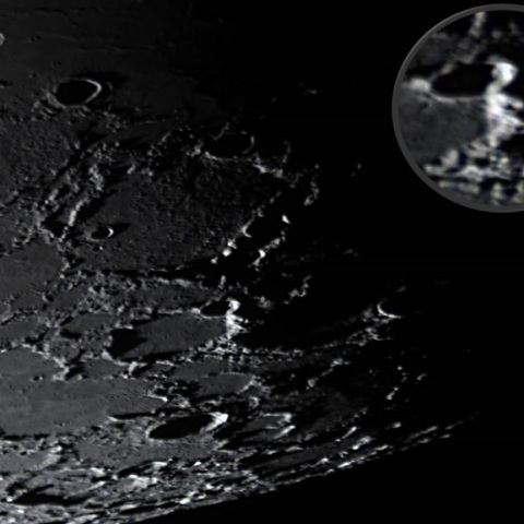 とうちゃこ🚲：人型の光体