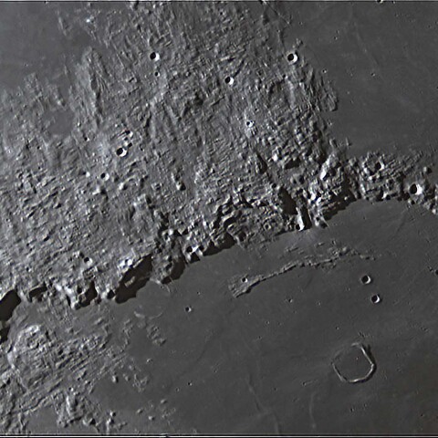 アペニン山脈とエラトステネスの月景